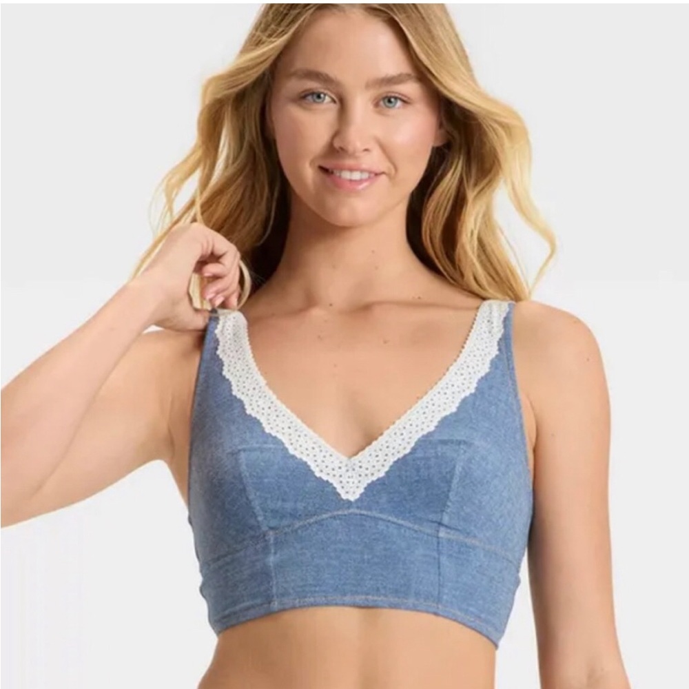 Colsie Lace V-Neck Bralette NWT Size M